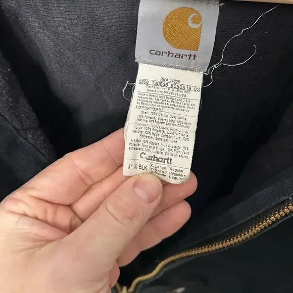 Vintage Carhartt Quilted Hooded Active Jacket “Black” J140
